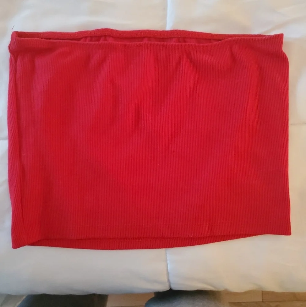 Red Ribbed Cropped Tube Top, Size Small - Picture 4 of 4